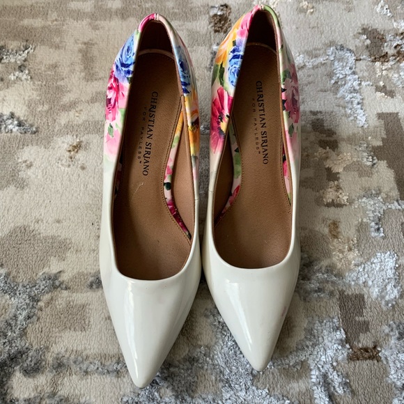 Christian Siriano Heels size 8 . - Picture 2 of 3
